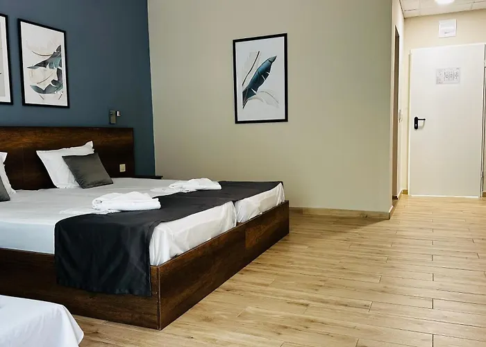 فندق Queen Nelly Park كيتن